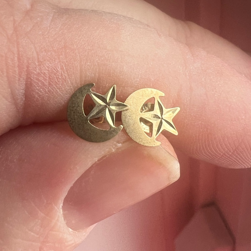 SOLD14K Gold Crescent Moon and Star Stud Earrings